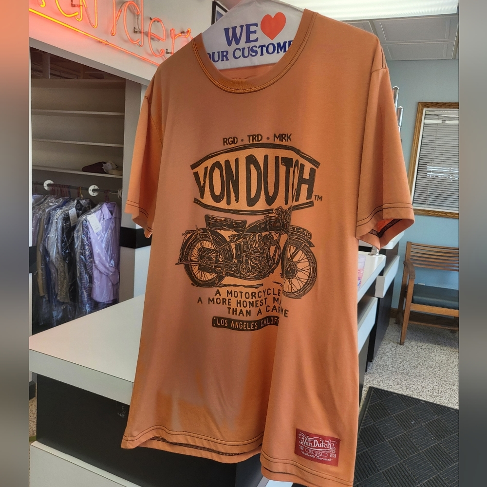 Von Dutch T-shirt